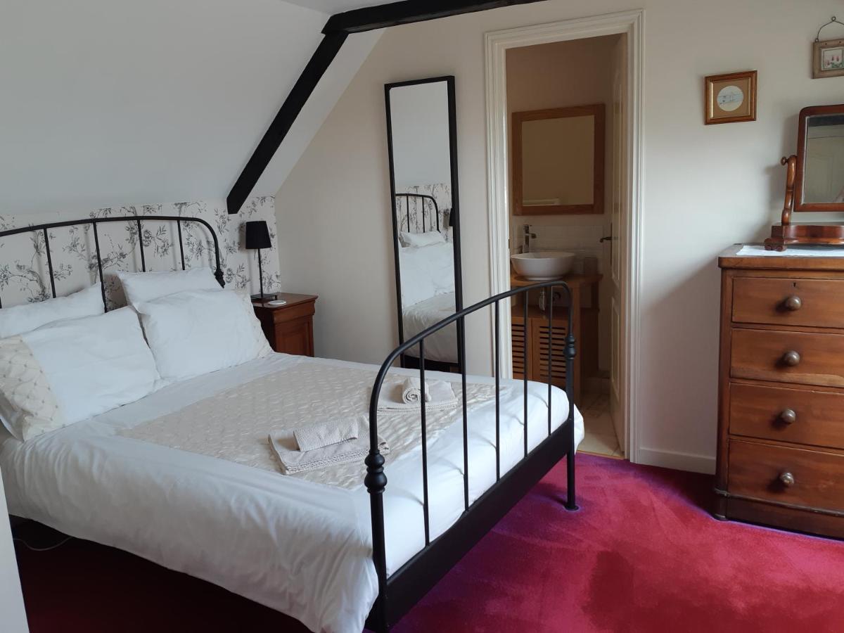 L'Ancien Presbytere Lescouet-Gouarec Esterno foto