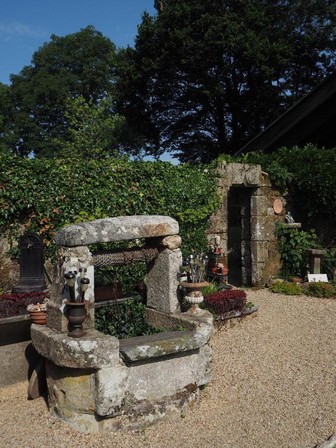 L'Ancien Presbytere Lescouet-Gouarec Esterno foto